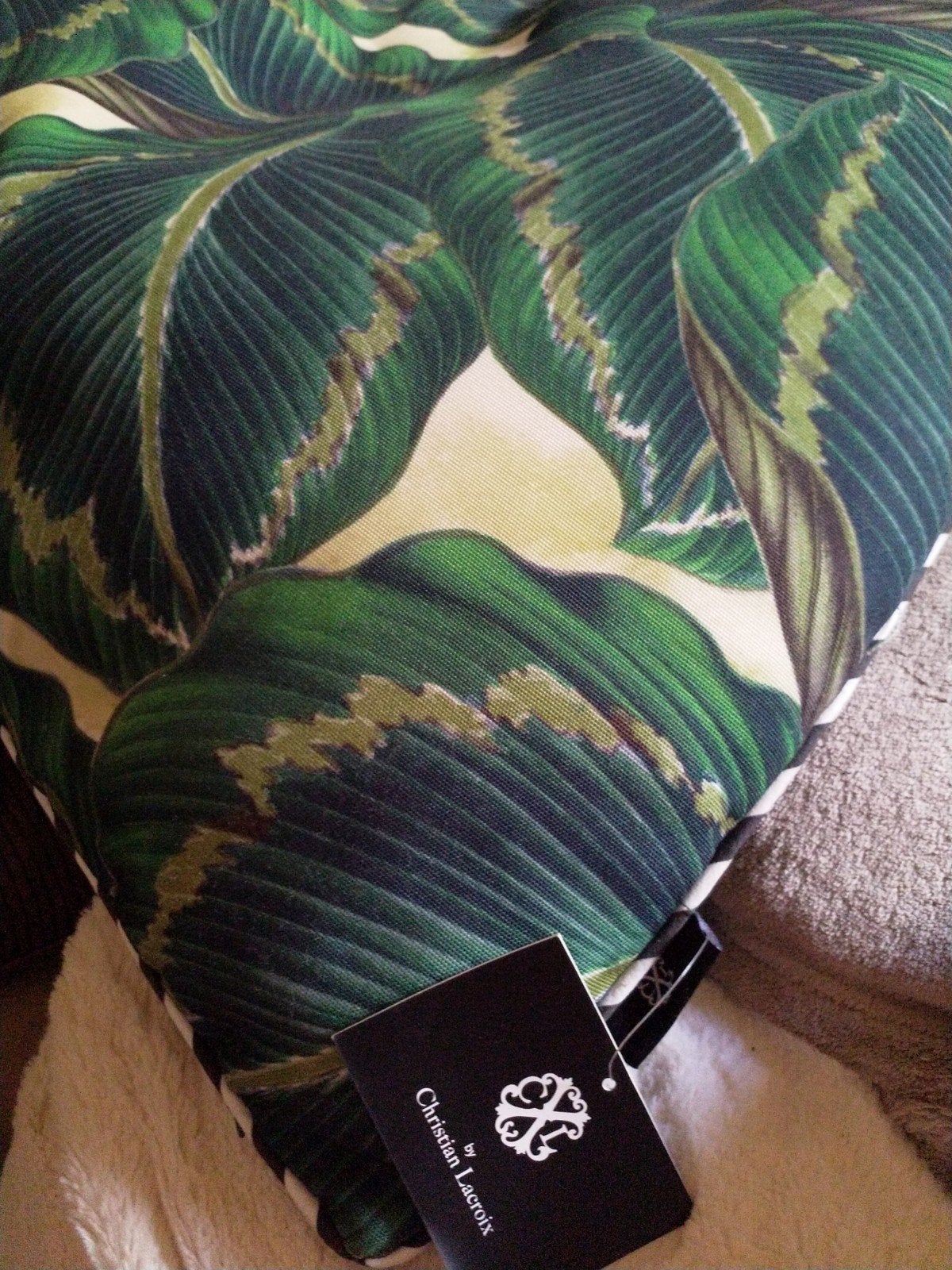 Nieuw Christian Lacroix Outdoor Kussen 75x75cm, Vierkant, Nieuw, Ophalen of Verzenden, Tuinkussen