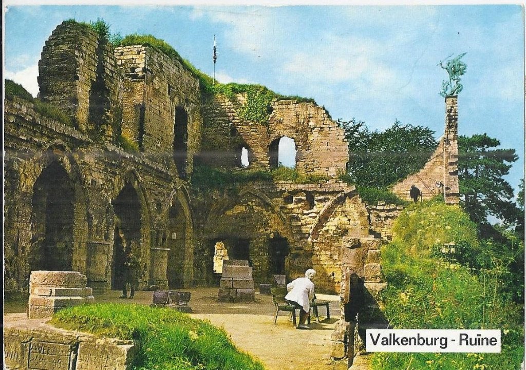 L24 - gelopen ansichtkaart ruïne Valkenburg, Ophalen of Verzenden, 1980 tot heden, Gelopen, Limburg