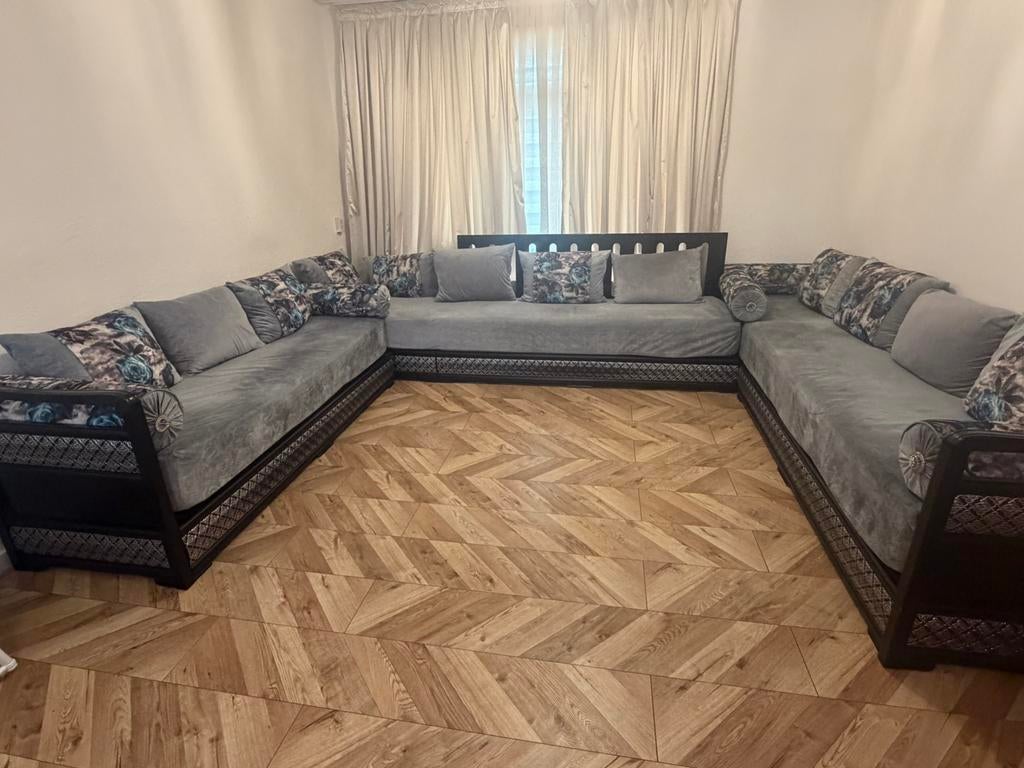 Marokkaanse bank/sedari, Huis en Inrichting, Banken | Complete zithoeken, Ophalen, Gebruikt, Hout