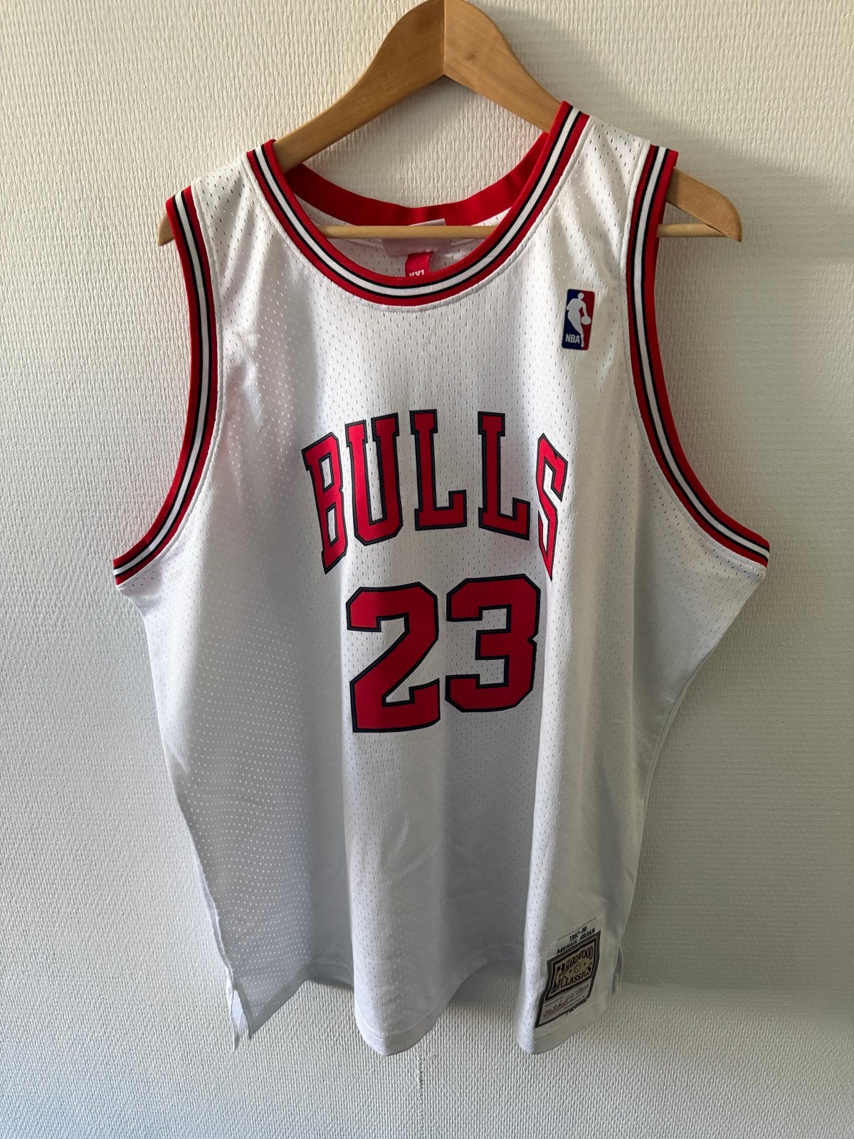 Mitchell & Ness Michael Jordan Chicago Bulls NBA Jersey, Verzenden, Wit, Algemeen, Maat 56/58 (XL)