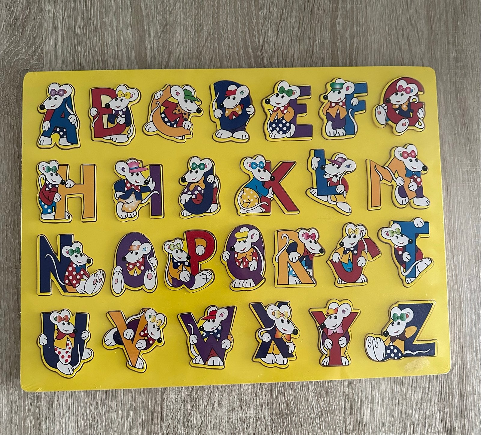 Houten Alfabet Puzzel  - Nieuw in folie, Ophalen of Verzenden, 10 tot 50 stukjes, Nieuw, Van hout