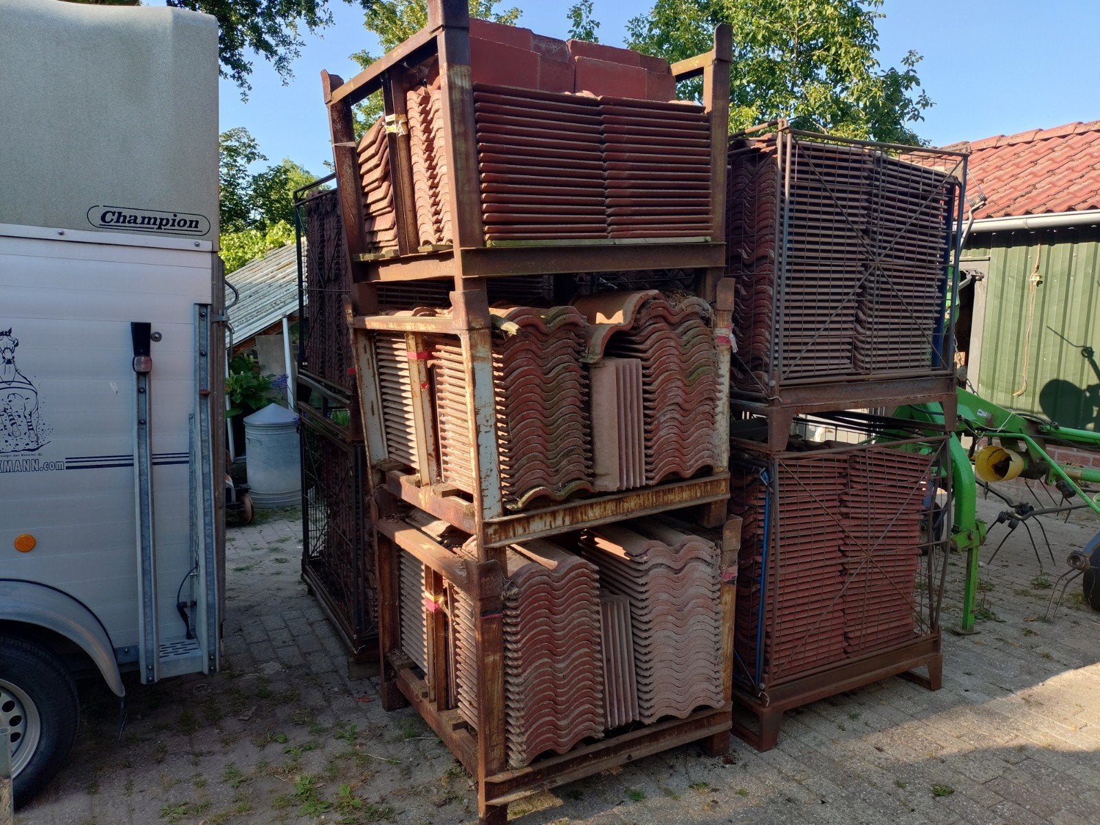 Dakpannen/ Sneldekkers +/- 1500 stuks., Doe-het-zelf en Verbouw, Dakpannen en Dakbedekking, Gebruikt, Steen of Klei, Ophalen of Verzenden