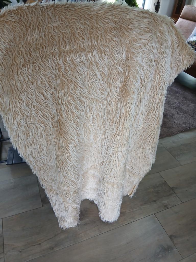 Vintage Crèmekleurige Sprei - Zacht en Warm, Huis en Inrichting, Slaapkamer | Beddengoed, Gebruikt, Deken of Dekbed, Tweepersoons
