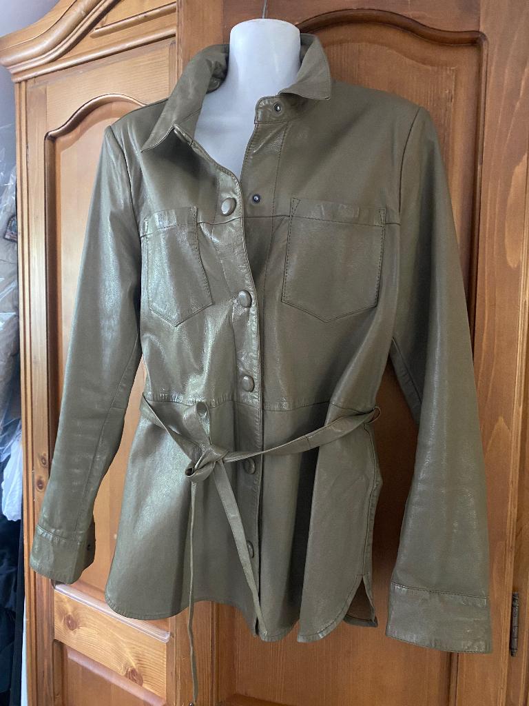 Nieuwe leren zomerjas olijfgroen Transmission M, Kleding | Dames, Maat 38/40 (M), Overige kleuren, Transmission, Nieuw