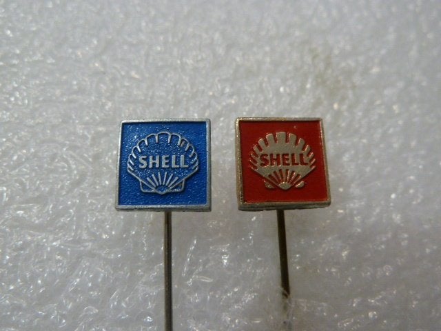 Vintage Shell Speldjes - Blauw en Rood, Verzamelen, Ophalen of Verzenden, Gebruikt, Merk, Speldje of Pin