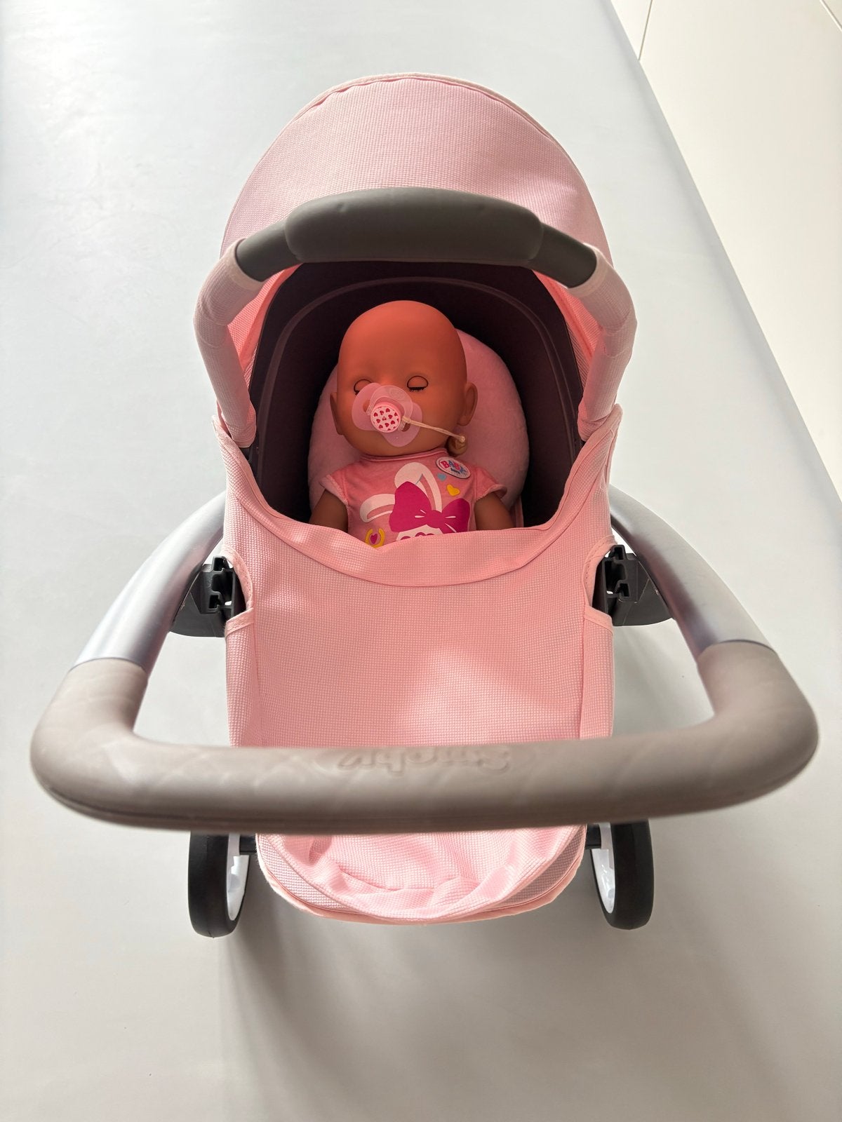 Baby Born magic girl met Maxi-Cosi kinderwagen & accessoires, Kinderen en Baby's, Speelgoed | Poppen, Ophalen, Zo goed als nieuw