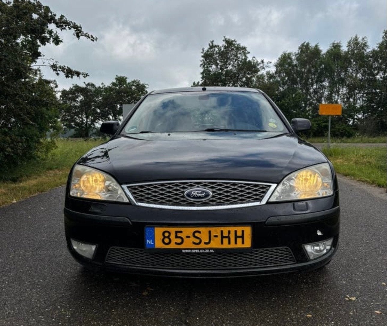 Ford Mondeo 2.0 16V 107KW HB AUT 2006 Zwart, Auto's, 145 pk, 1800 kg, 4 cilinders, Mondeo