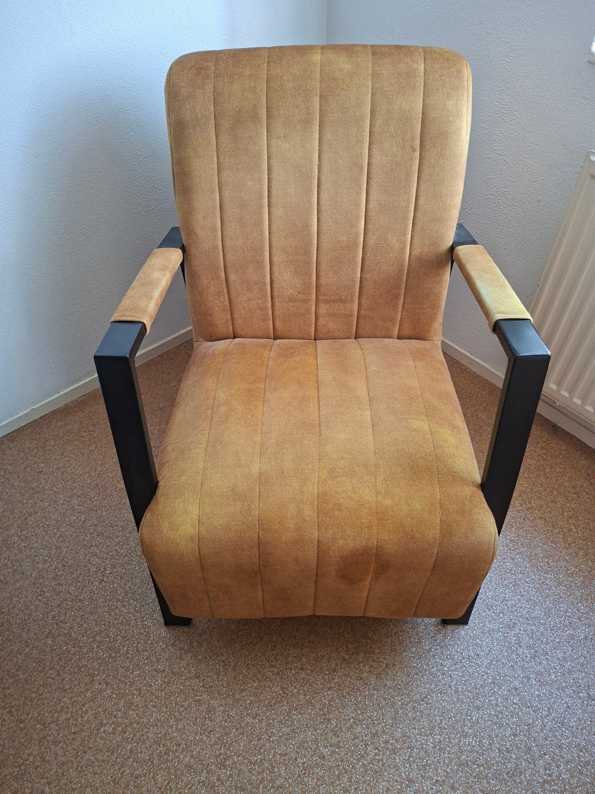 TRENDHOPPER Fauteuil goud geel zgan, Huis en Inrichting, Fauteuils, Ophalen, 75 tot 100 cm, Zo goed als nieuw, Stof