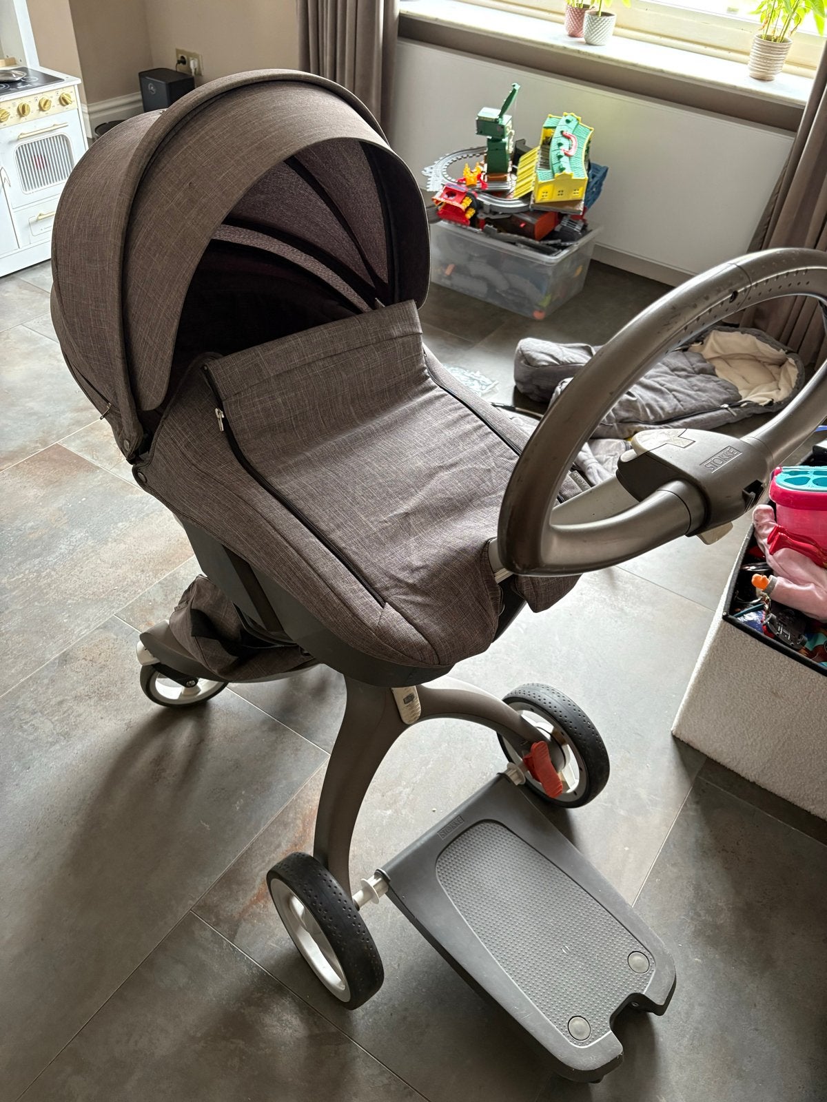 Stokke Xplory met veel accessoires incl maxi cose en base, Kinderen en Baby's, Kinderwagens en Combinaties, Gebruikt, Combiwagen