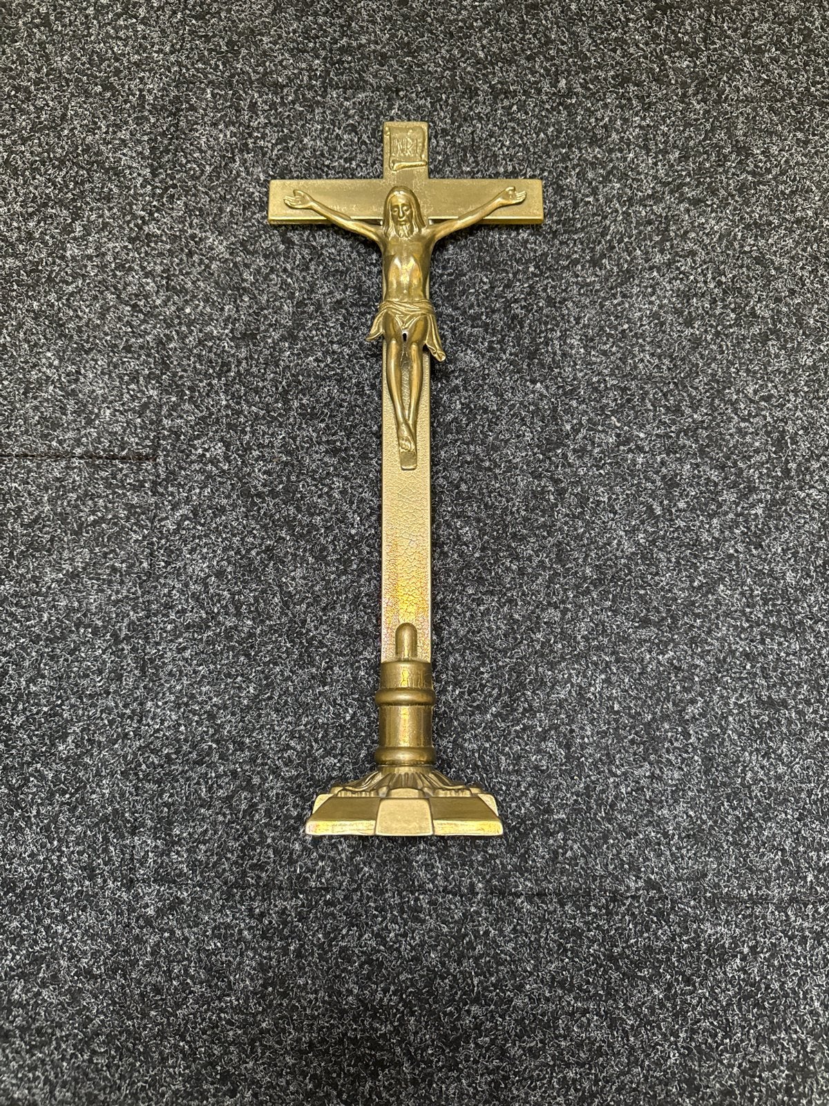 Antiek Bronzen Kruisbeeld op Voetstuk - Religieuze Kunst, Ophalen