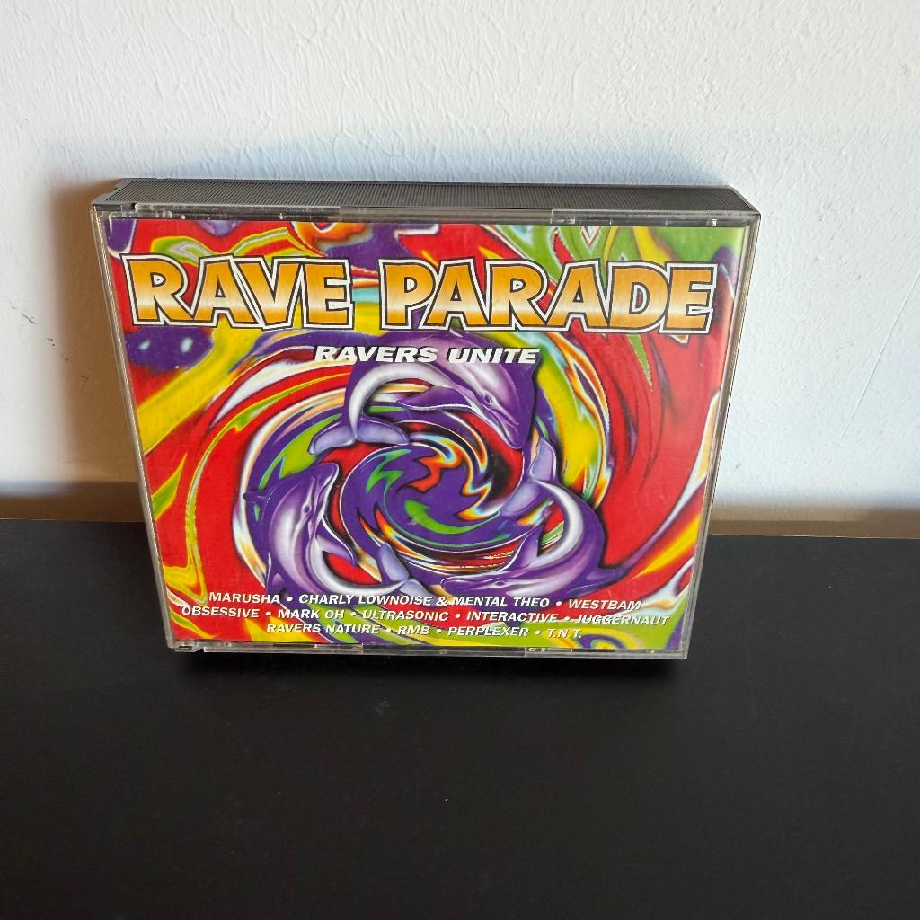 Te Koop: Rave Parade – Ravers Unite 2x CD, Cd's en Dvd's, Cd's | Dance en House, Ophalen of Verzenden, Gebruikt