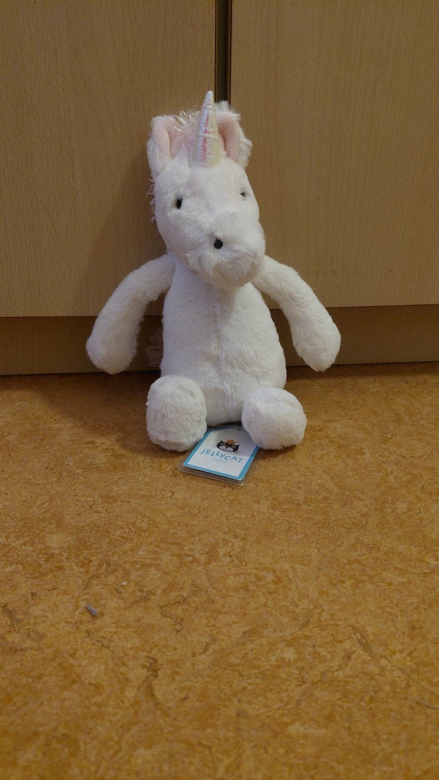 Jellycat small unicorn, Kinderen en Baby's, Ophalen of Verzenden, Nieuw, Overige typen
