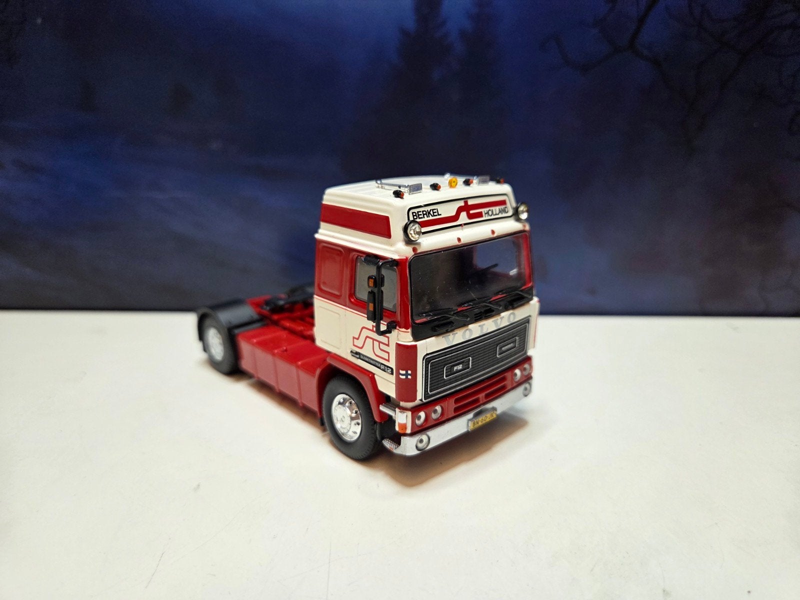 Tekno classic volvo fh12 trekker, Hobby en Vrije tijd, Modelauto's | 1:50, Jobo.models@gmail.com, Ophalen of Verzenden, Tekno