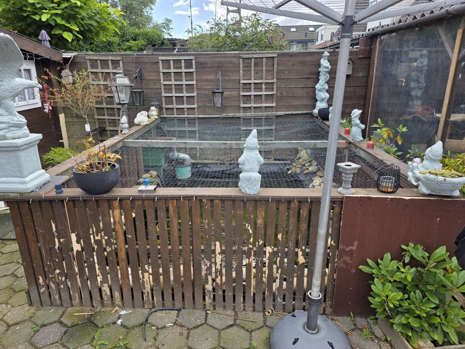complete vijver te koop inclusief +/- 45 koi karpers, Ophalen, Gebruikt