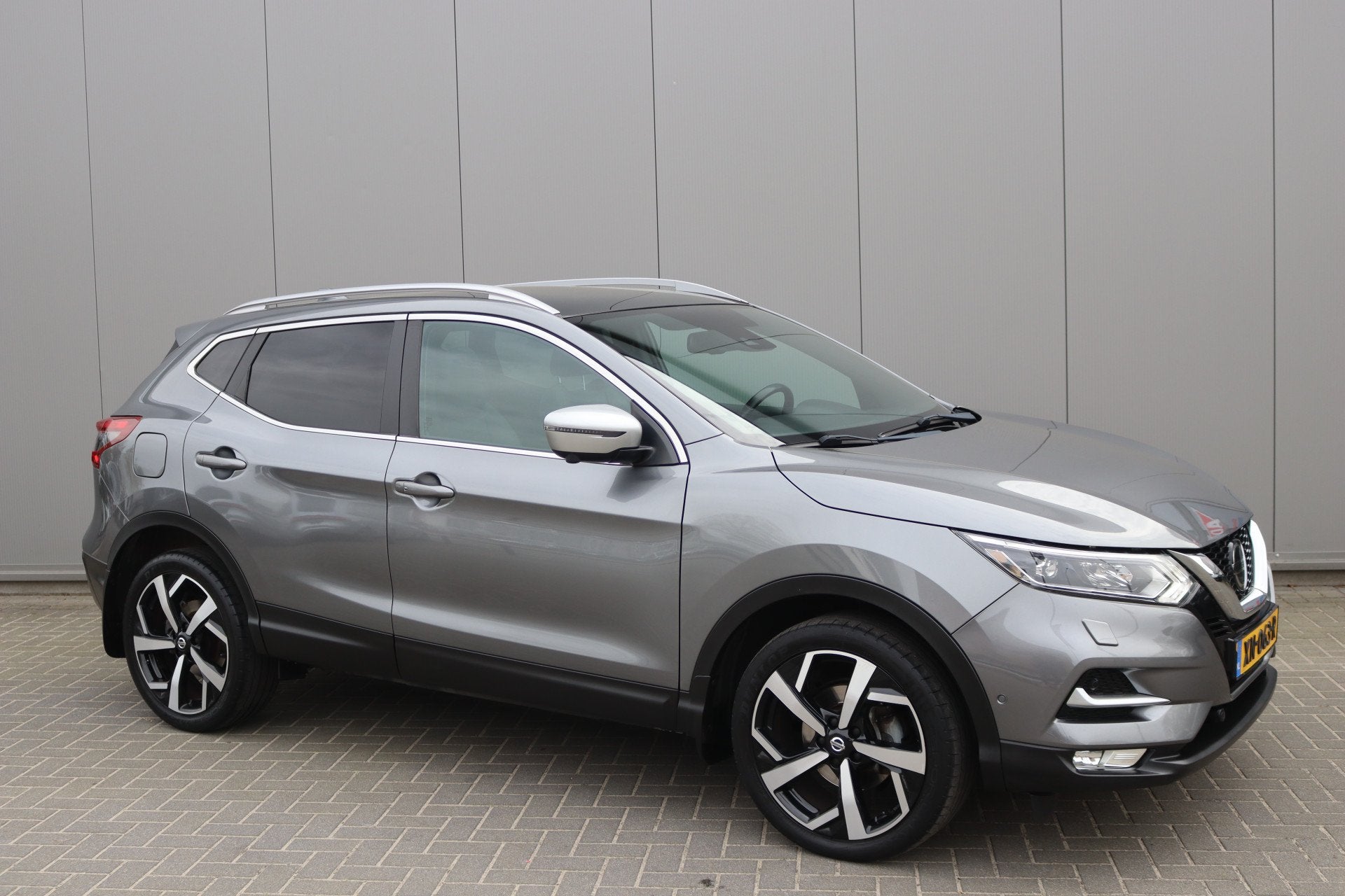 Nissan QASHQAI 1.2DIG-T 116PK Automaat Tekna+ Navigatie/Came, Auto's, Lichtsensor, Gebruikt, 4 cilinders, 116 pk