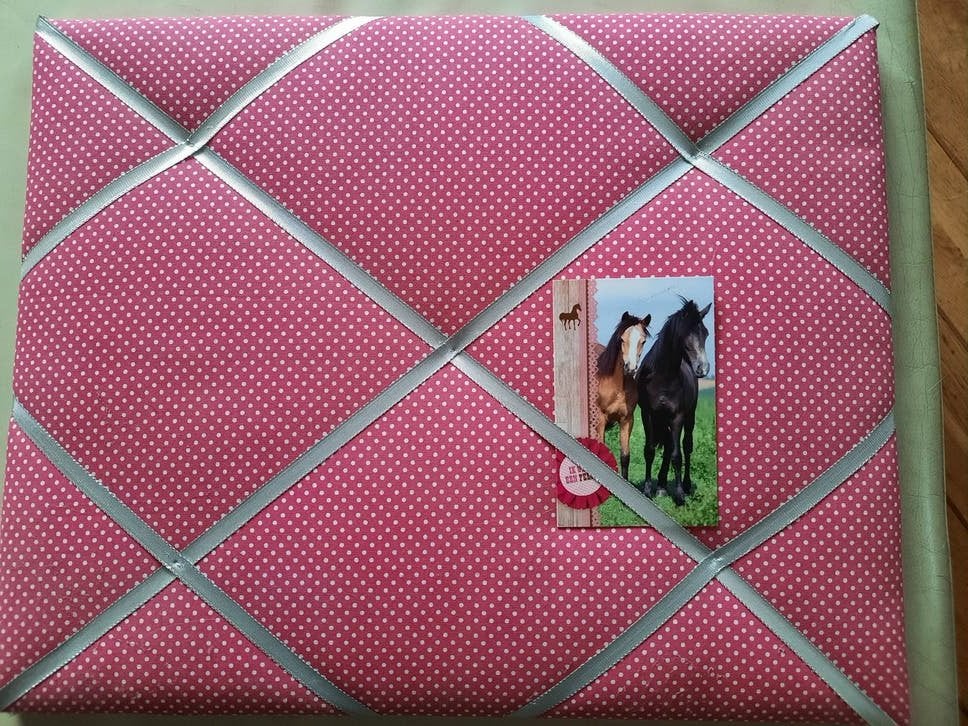 Roze memorie bord met witte stippen en zilveren linten, Overige stijlen, Roze, Ophalen of Verzenden, Zo goed als nieuw