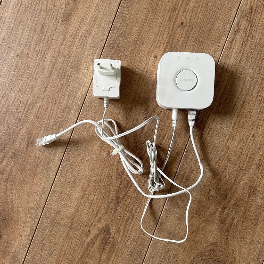 Phillips Hue Bridge v2.1, Huis en Inrichting, Lampen | Overige, Wit, Overige fittingen, Ophalen of Verzenden, Smart home compatibel