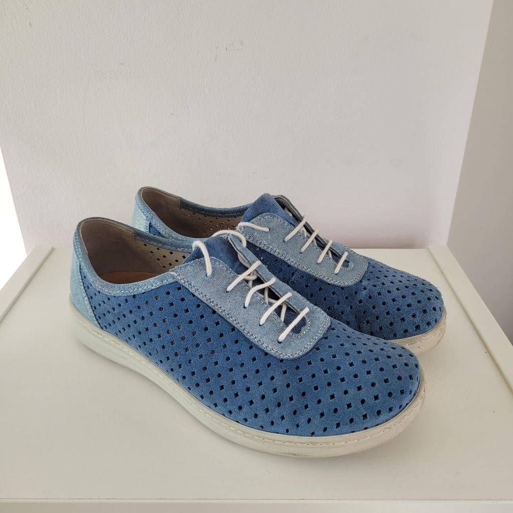 Helvesko dames schoenen 38 suede licht blauw Verita, Schoenen met lage hakken, Blauw, Helvesko, Ophalen of Verzenden