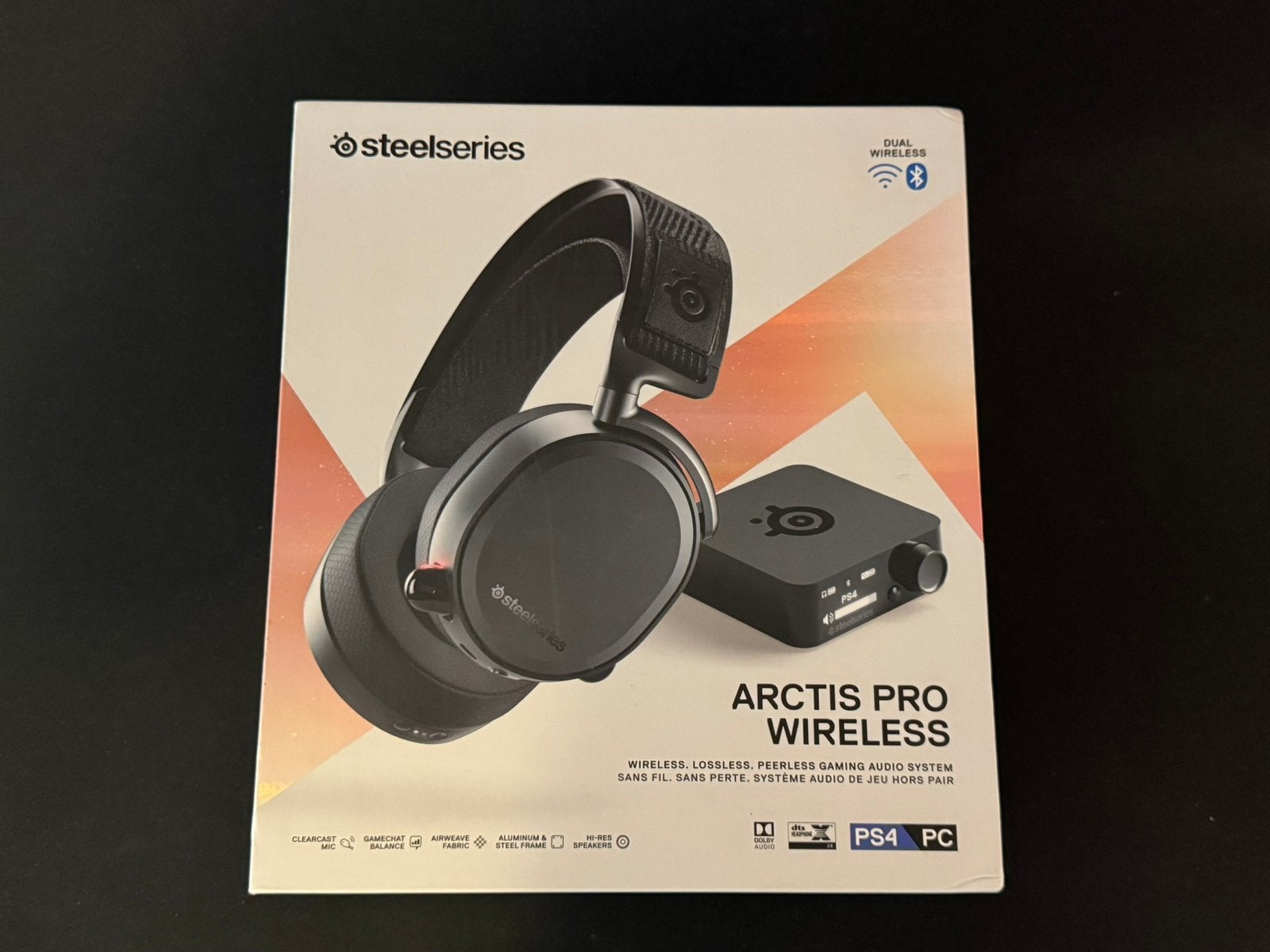 SteelSeries Arctis Pro Wireless wel wat aandacht nodig., Gebruikt, Mute-functie, Ophalen of Verzenden, Draadloos