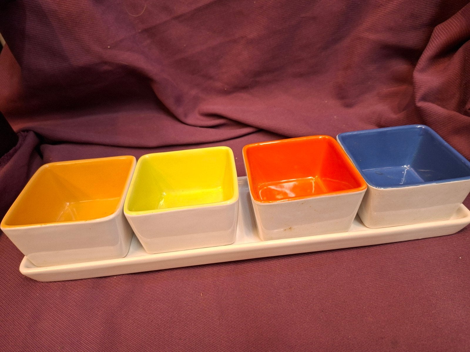 Siaki Stoneware Tapas Schaaltjes Gekleurd - 9x9x5 cm, Gebruikt, Schaal, Vierkant, Ophalen of Verzenden