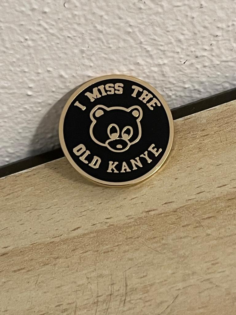 I Miss The Old Kanye Pin / Speldje - Nieuw, Verzamelen, Ophalen of Verzenden, Zo goed als nieuw, Figuurtje, Speldje of Pin
