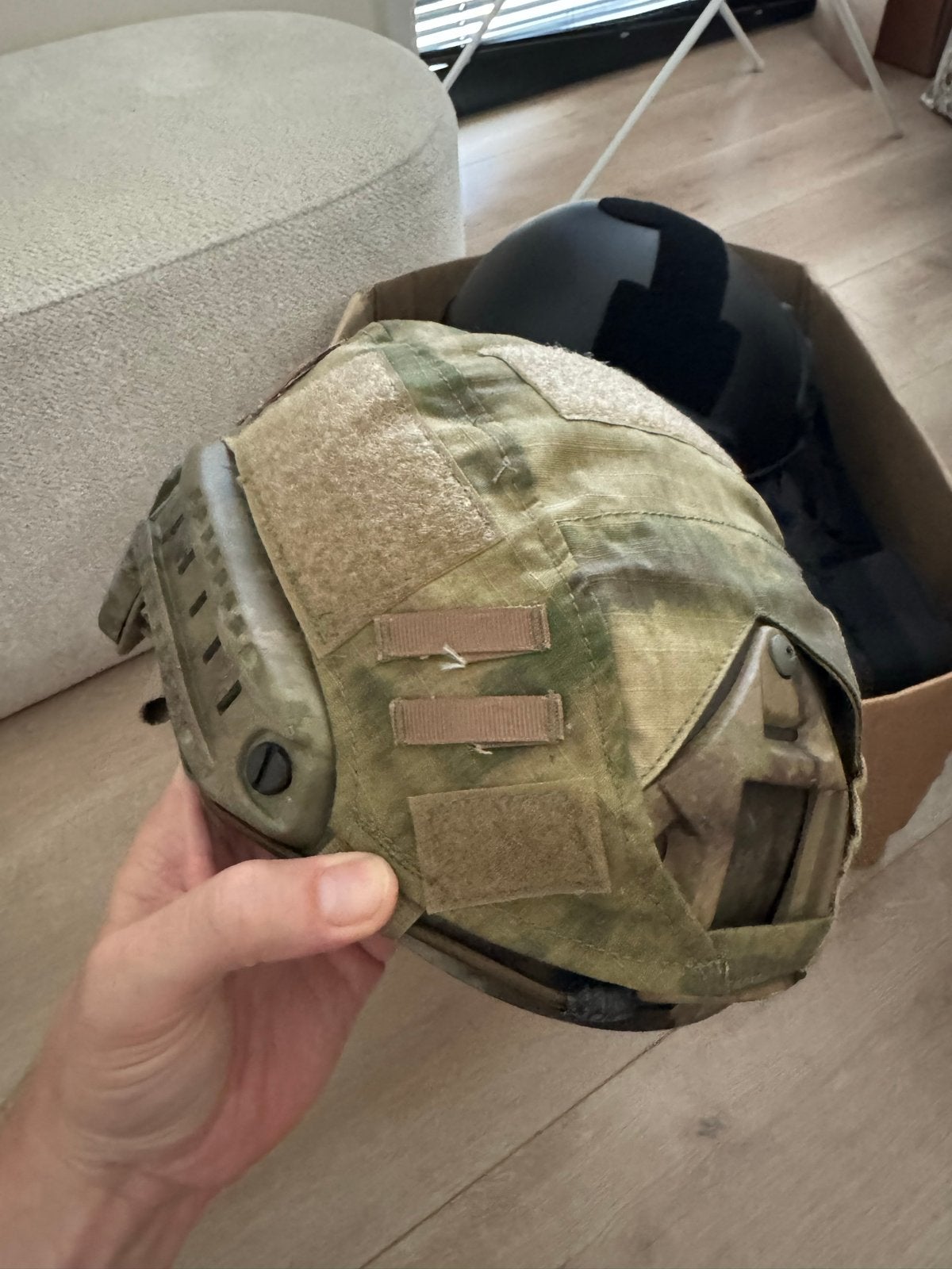 Airsoft Helmen - Zwart en Camouflage, Ophalen, Gebruikt
