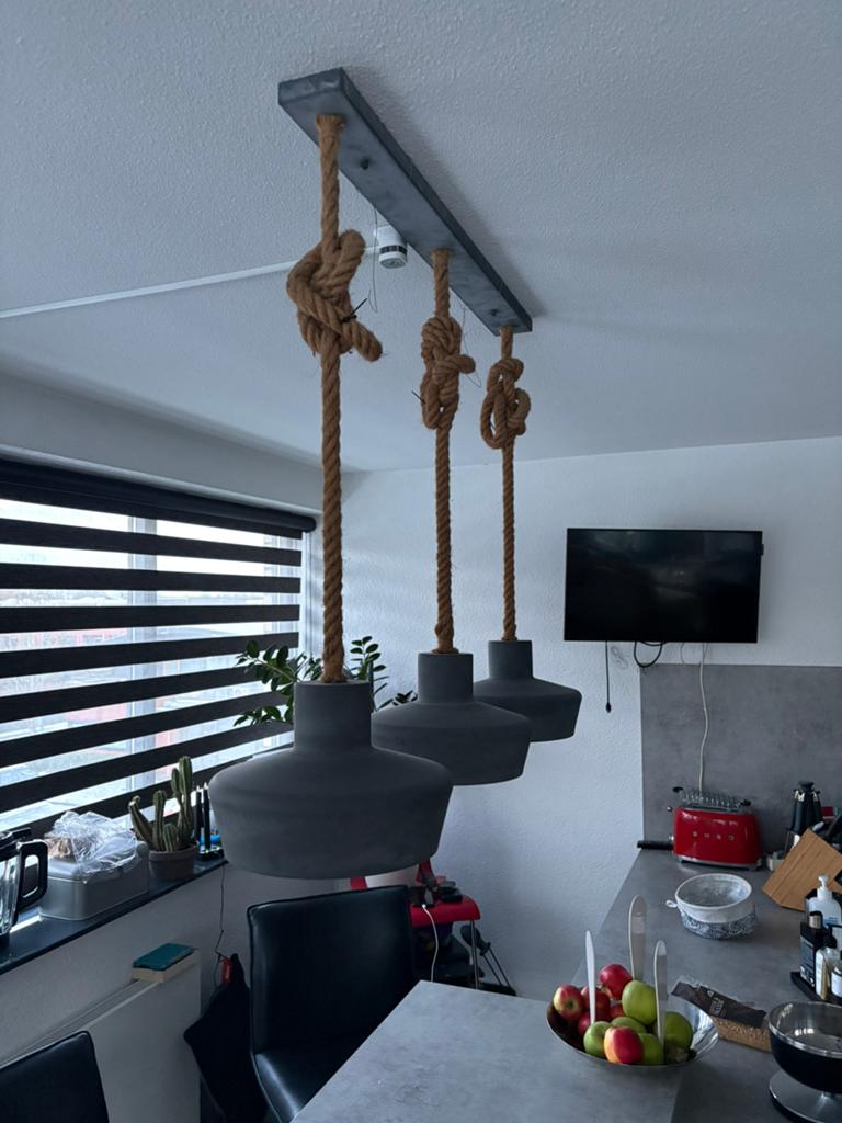 Lindby - hanglamp - 3lichts - metaal, kabel - E27 - beton, Huis en Inrichting, Lampen | Hanglampen, Ophalen, Zo goed als nieuw