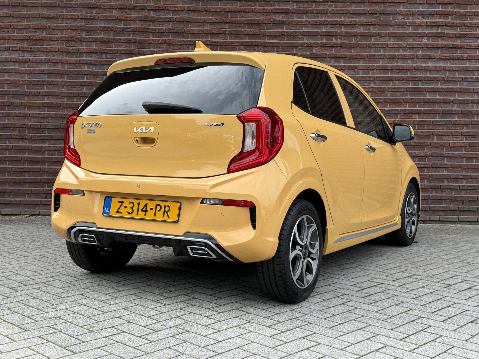 Kia Picanto 1.0 DPi GT-Line 2024 21dkm! Carplay Camera Clima, Auto's, Voorwielaandrijving, Gebruikt, 4 stoelen, 23 km/l