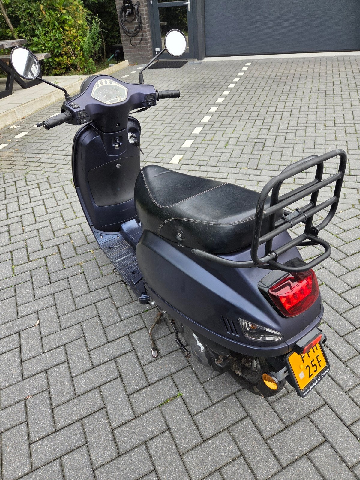 TE KOOP MOOIE SCOOTER MET GEEL KENTEKEN, Gebruikt, Benzine, Ophalen, Overige merken