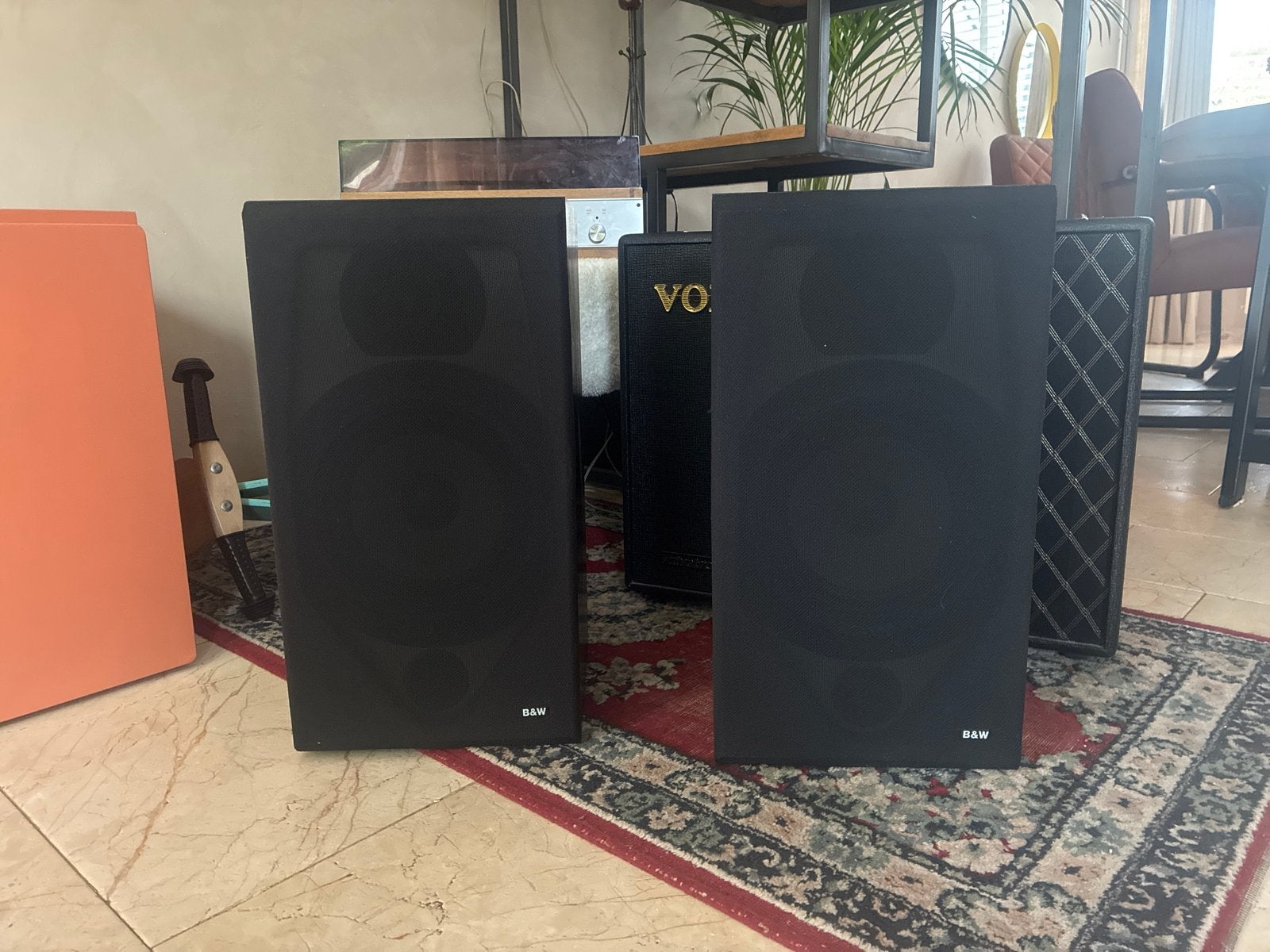 B&W DM110 Boekenplank Luidsprekers - Uitstekende Staat, Audio, Tv en Foto, Ophalen of Verzenden, Zo goed als nieuw, Bowers & Wilkins (B&W)