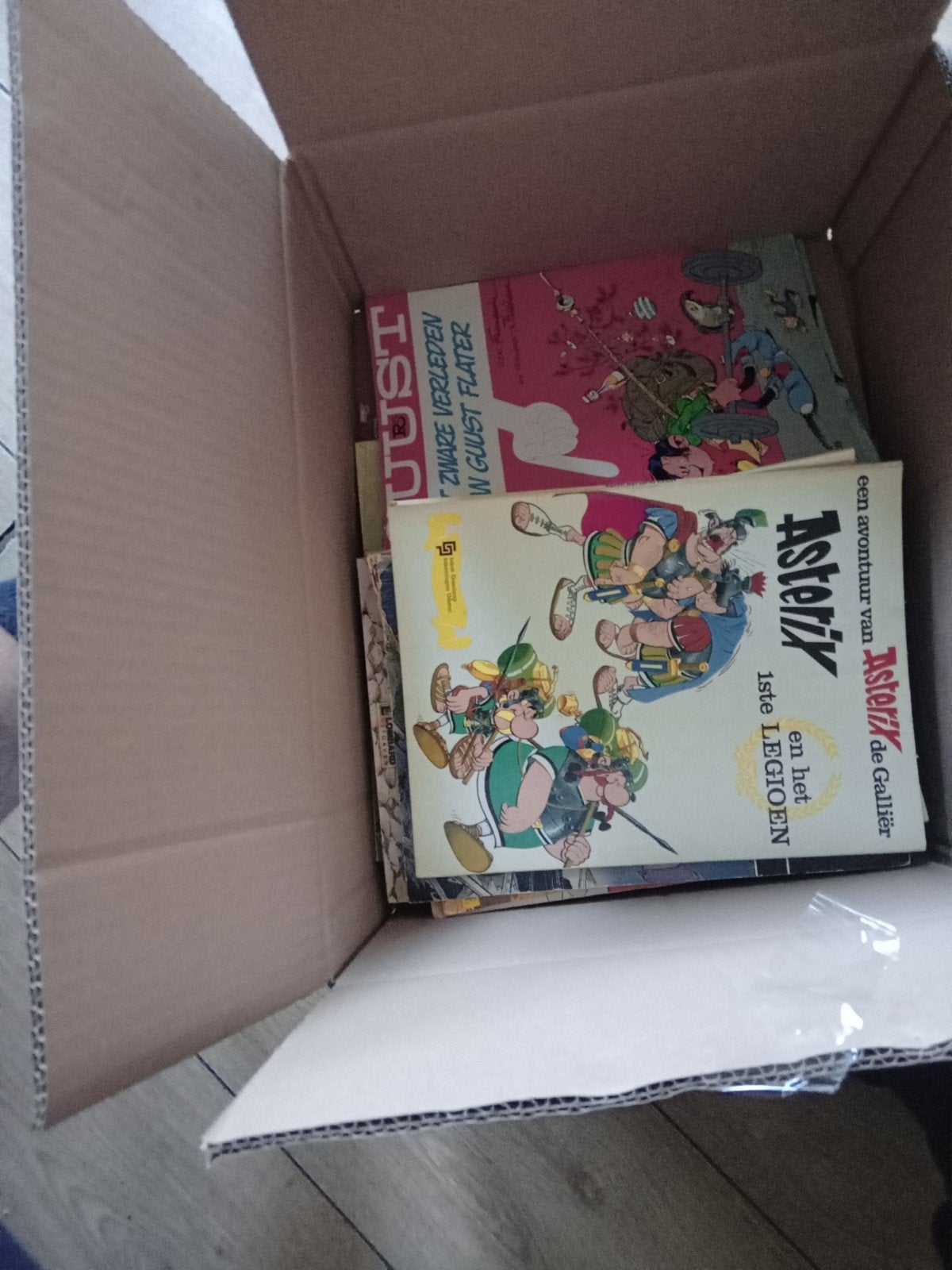 Partij stripboeken met beschadigingen - Ophalen, Diverse auteurs, Meerdere stripboeken, Ophalen, Gelezen