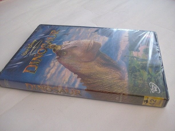 Walt Disney Pictures Dinosaur (Rugnummer 42), Tekenfilm, Nederlands, Ophalen of Verzenden, Zo goed als nieuw