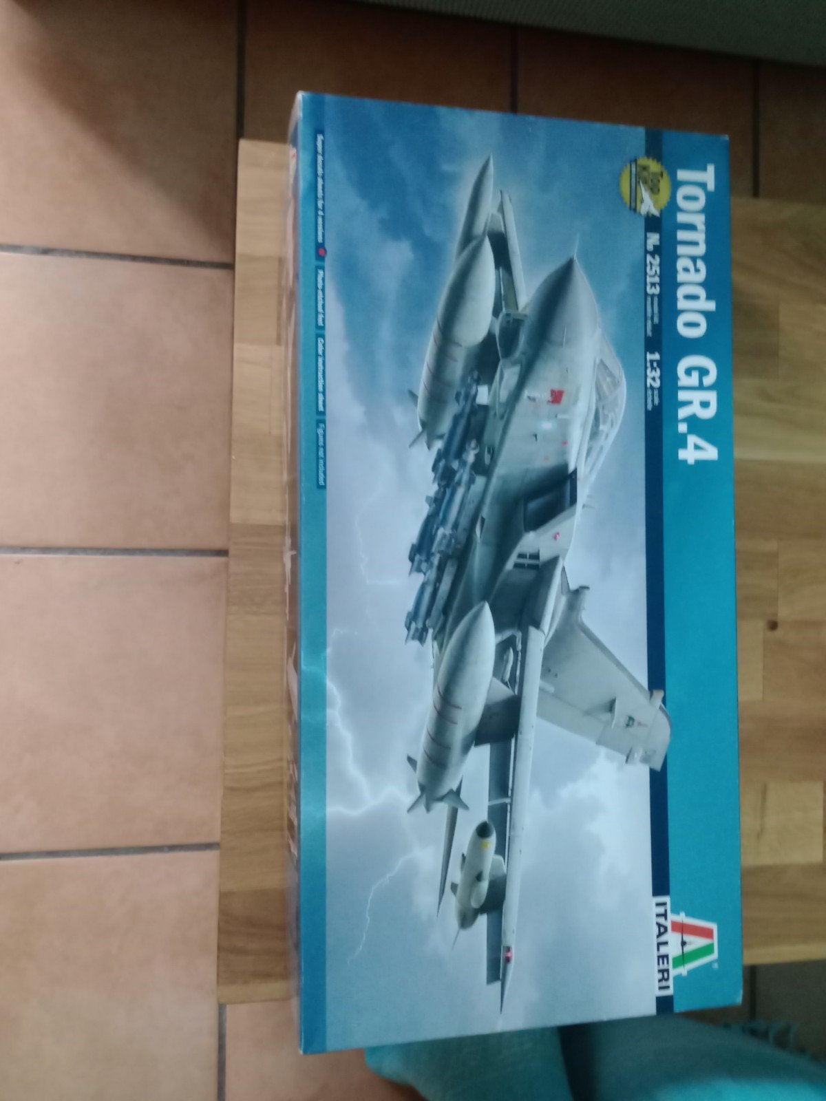1/32 tornado gr.4, Hobby en Vrije tijd, Modelbouw | Vliegtuigen en Helikopters, Italeri, Nieuw, Ophalen of Verzenden, Groter dan 1:72