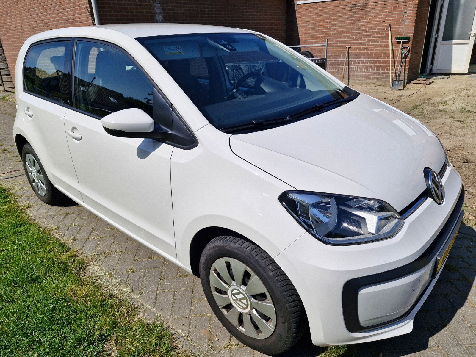 Volkswagen BMT move up! 1.0 44KW 3-DRS 2018 Wit, Auto's, Voorwielaandrijving, 4 stoelen, Wit, Origineel Nederlands