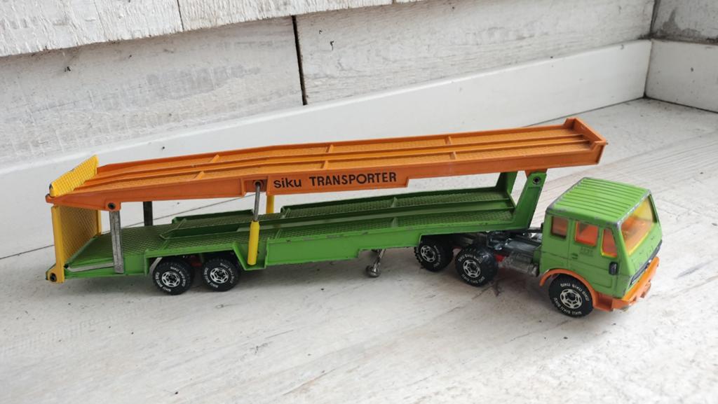 SIKU MERCEDES BENZ autotransporter, Ophalen of Verzenden, Gebruikt, Bus of Vrachtwagen, SIKU