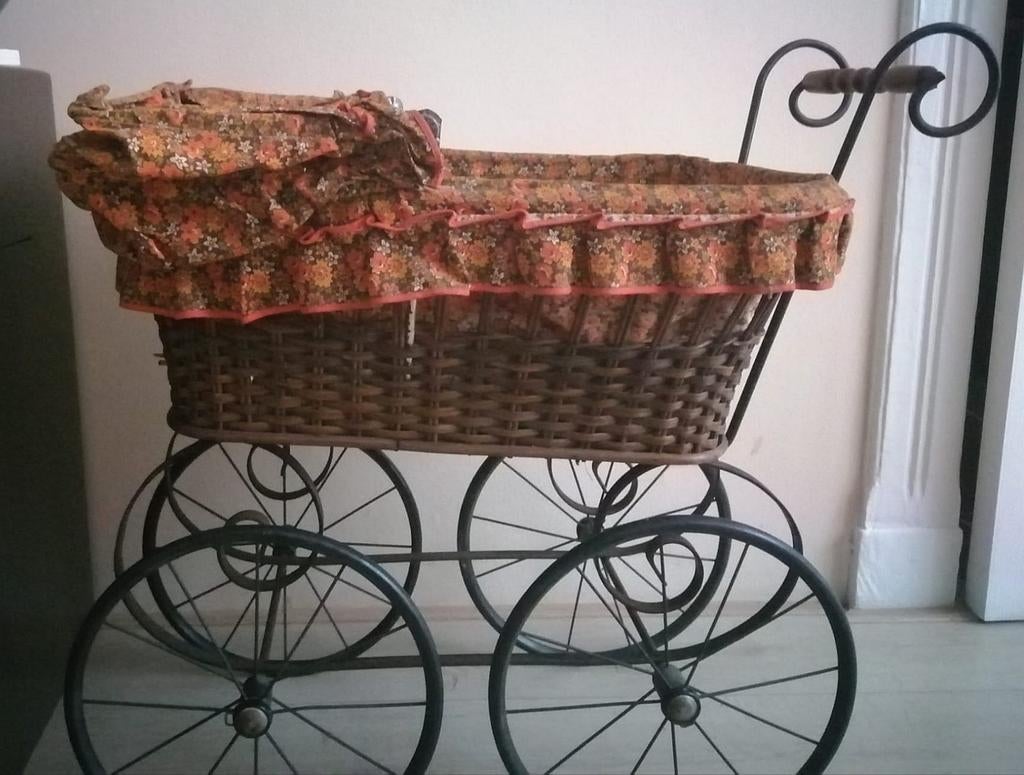 Vintage poppenwagen,  jaren 70, Ophalen, Gebruikt, Overige typen