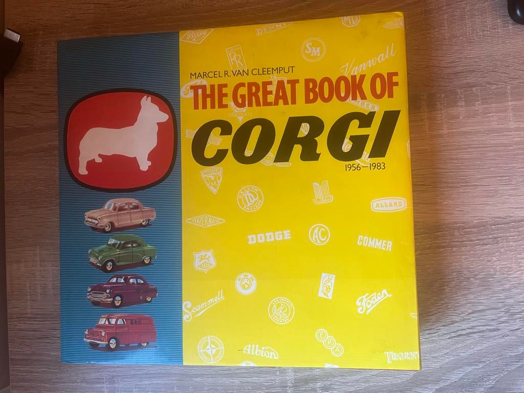 The Great Book of Corgi 1956-1983 - Marcel R. Van Cleemput, Boeken, Ophalen of Verzenden, Gelezen, Algemeen