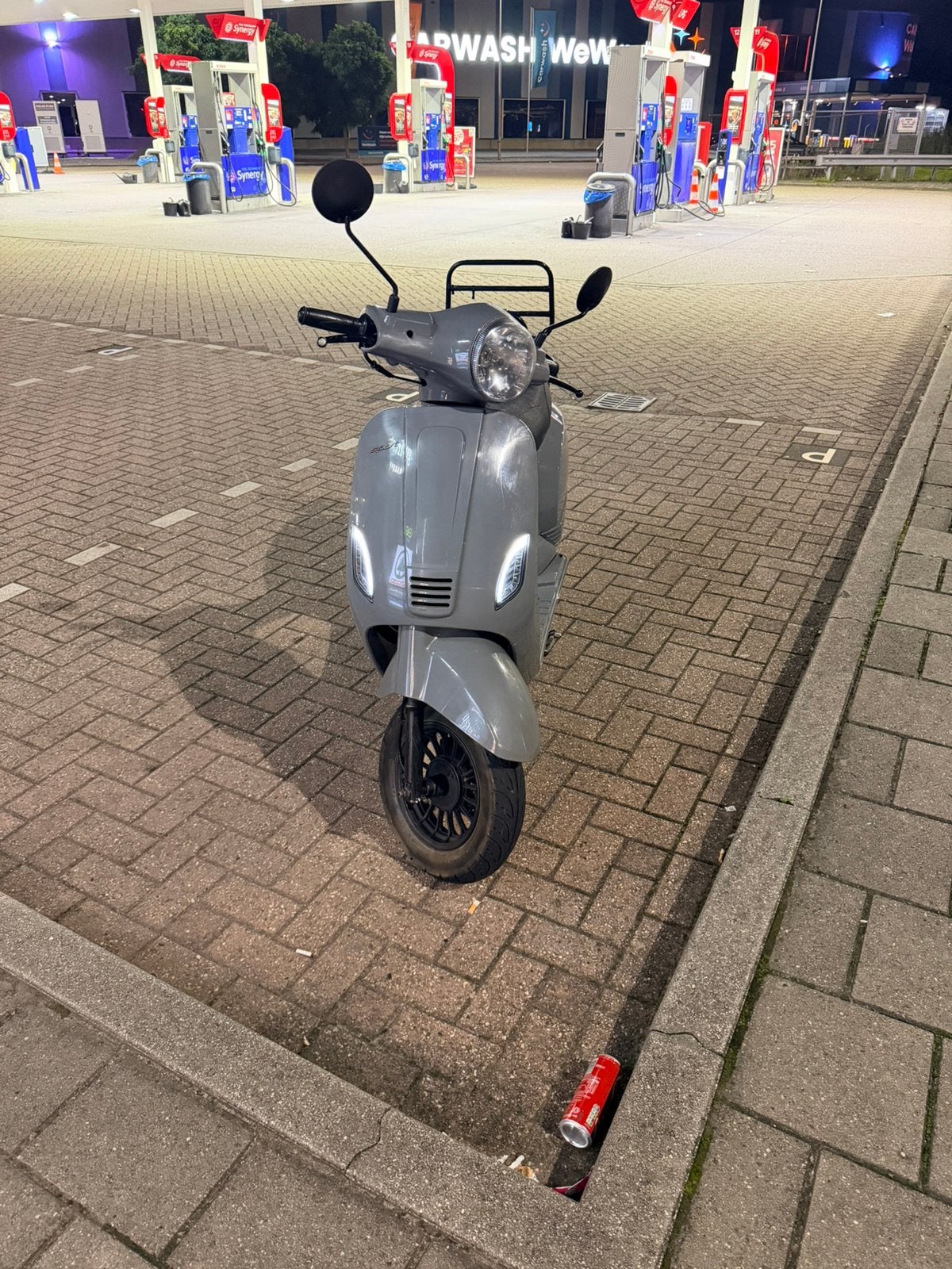 BTC Riva Scooter 2016 - Sportief en Betrouwbaar, Fietsen en Brommers, Ophalen, Gebruikt, Benzine, 50 cc