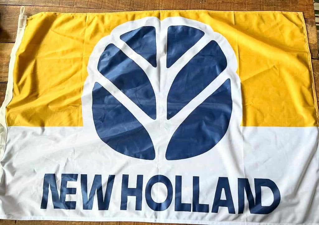 NEW Holland   garage  mancave  - reclame vlag, Ophalen of Verzenden, Zo goed als nieuw, Auto's