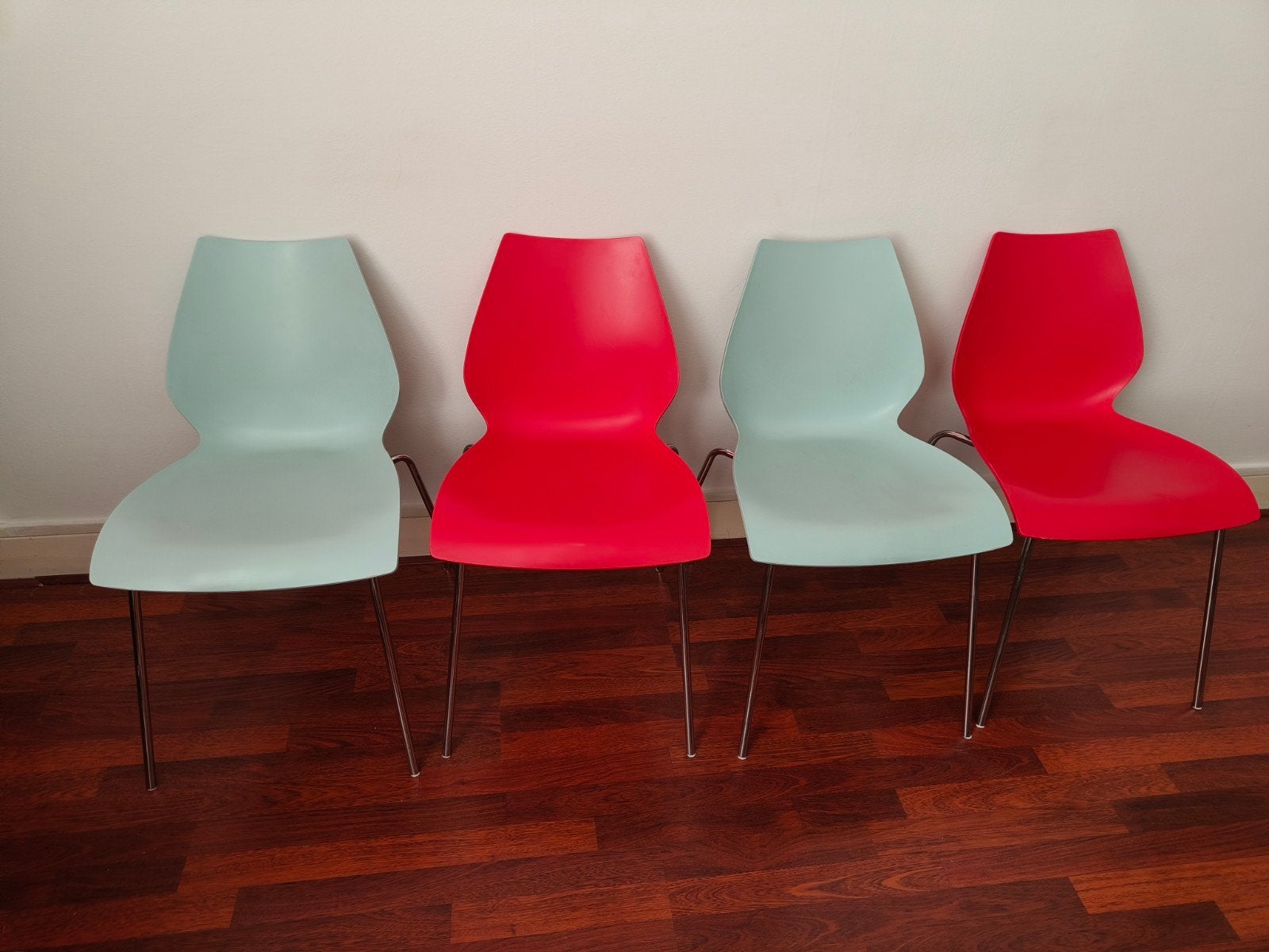 Maui stoelen in geweldige staat voor een klein prijsje, Huis en Inrichting, Ophalen, Vijf, Zes of meer stoelen