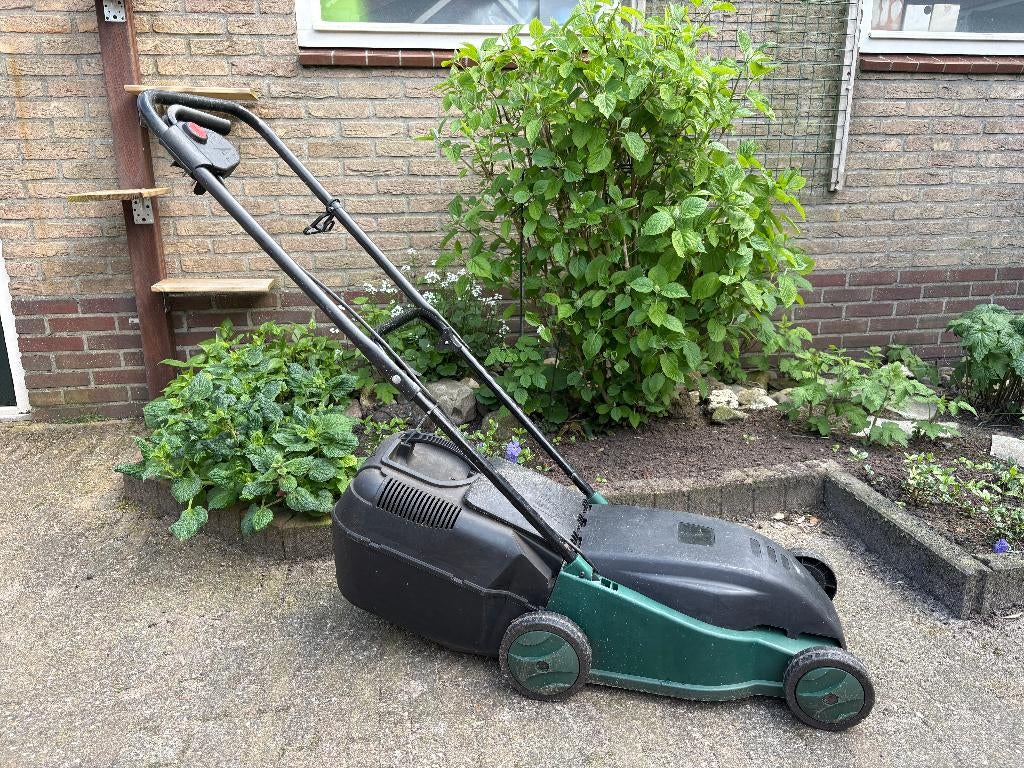 Elektrische grasmaaier, Ophalen, Cirkelmaaier, Gebruikt, Elektrische grasmaaier