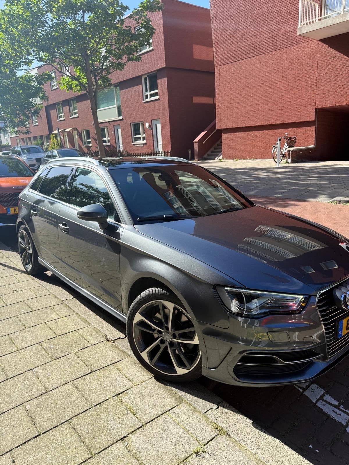 Audi A3 1.4 Tfsi 204pk E-tron Phev S Tronic 2015 Grijs, Auto's, 4 cilinders, 1395 cc, 149 pk, Zilver of Grijs