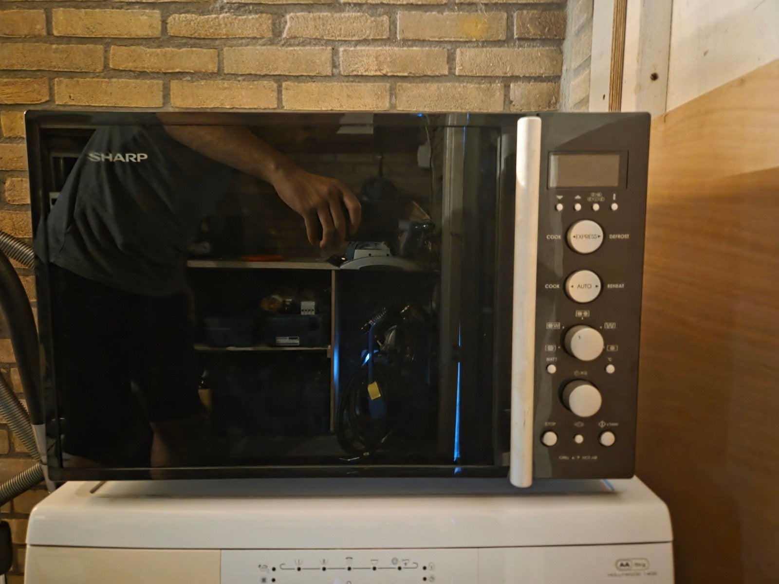 sharp r-939 combi magnetron met oven functie, Witgoed en Apparatuur, Magnetrons, Ophalen of Verzenden, Zo goed als nieuw, Crisp