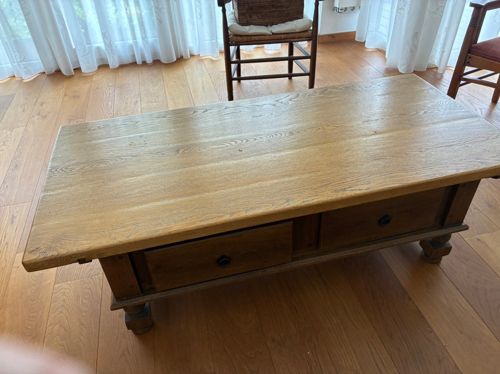 Eiken salon en eettafel zwaar en nog erg netjes, Ophalen, Zo goed als nieuw, Rechthoekig, 50 tot 100 cm
