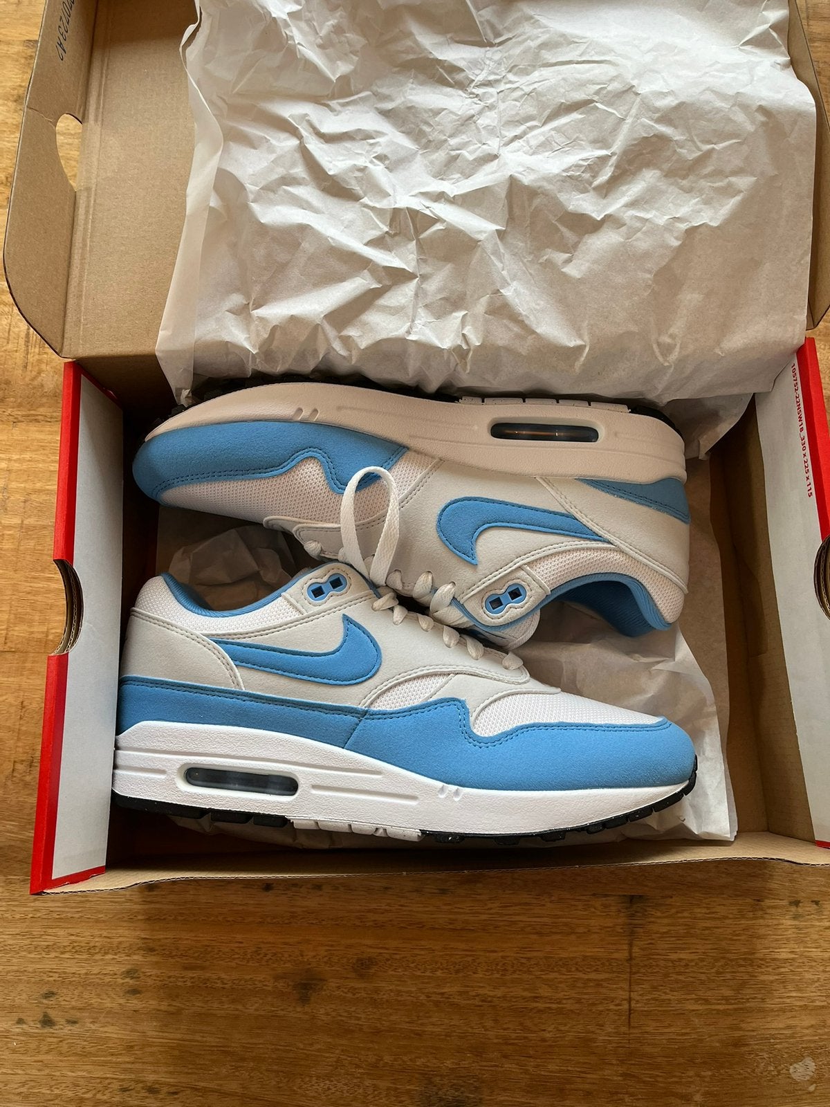 Air max 1 university blue eu 42, Ophalen of Verzenden, Zo goed als nieuw, Blauw