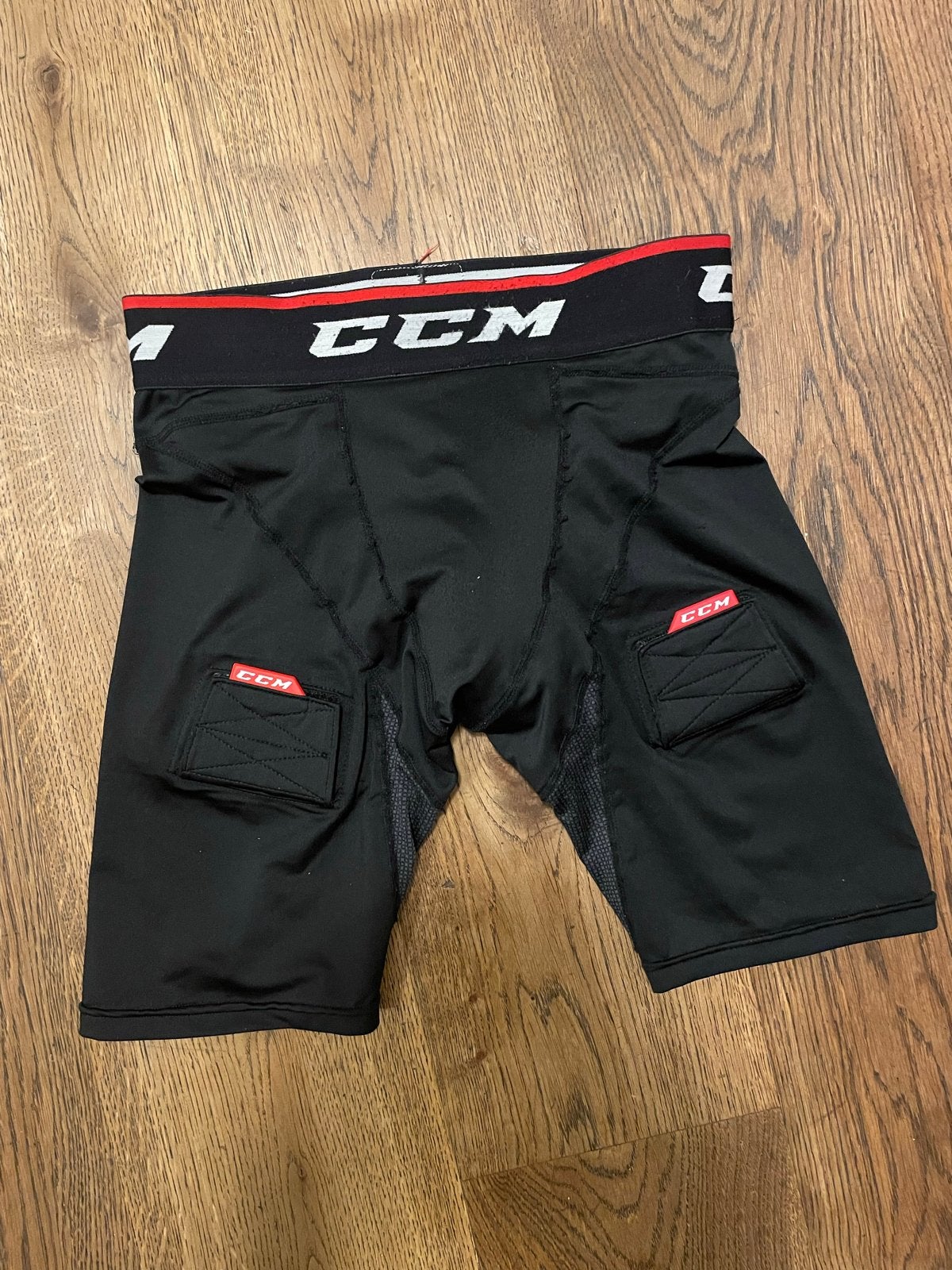 CCM ijshockey Junior compressie shorts met cup, Ophalen of Verzenden, Gebruikt, Bescherming