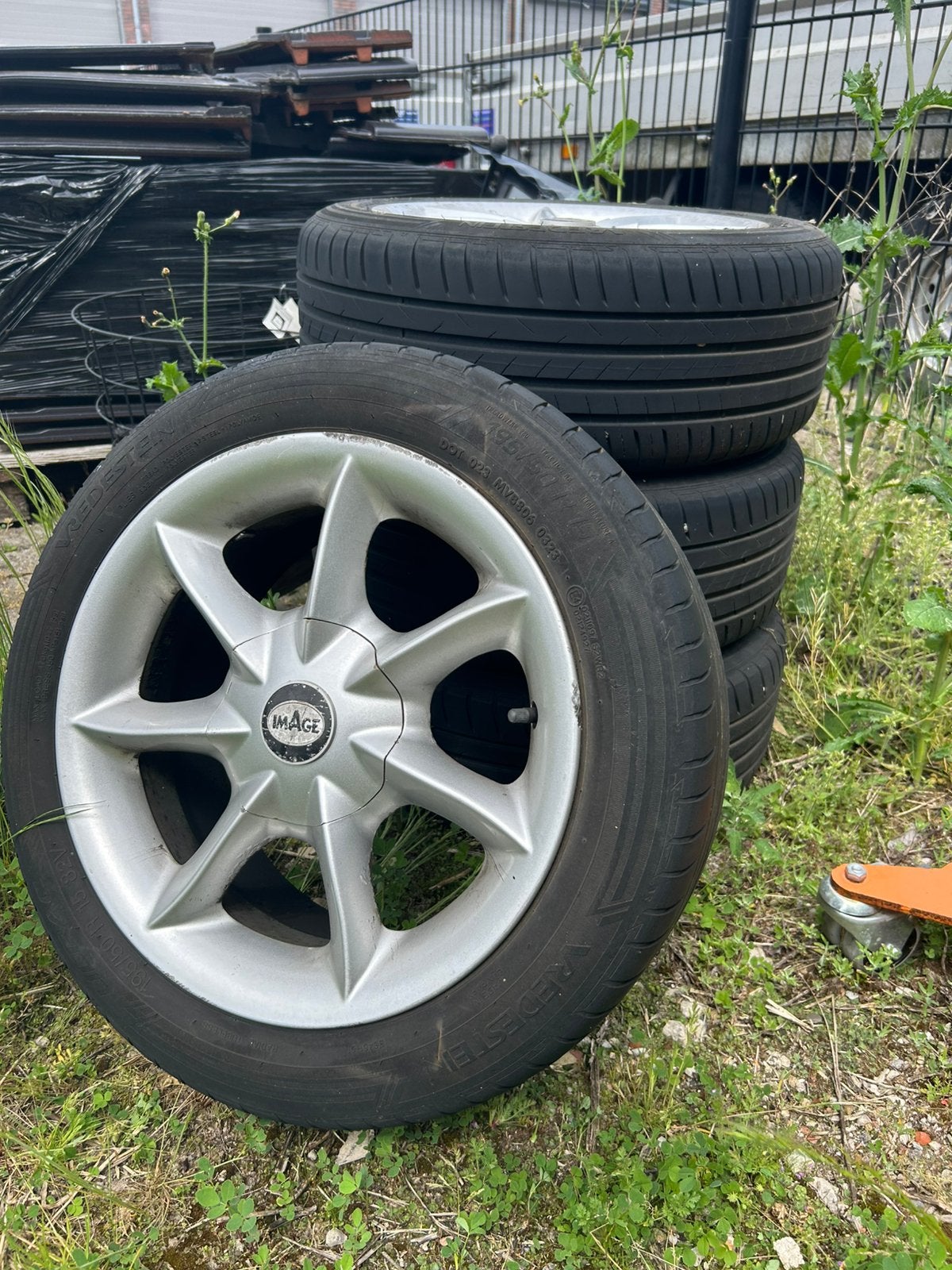 Set image wielen 4x100 met zomerband 195/50R15, Auto-onderdelen, Banden en Velgen, Ophalen, 15 inch, Banden en Velgen, 195 mm