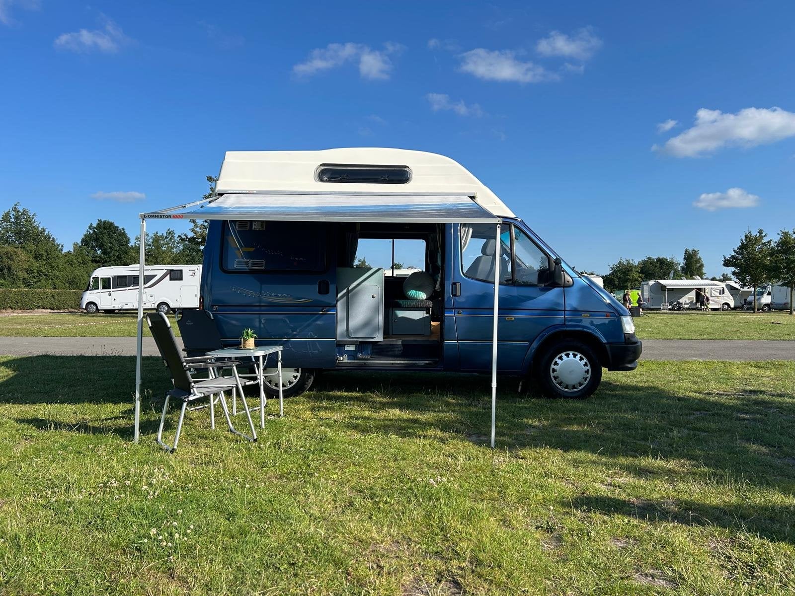 Foto 5 van Ford TRANSIT 80D ORINELE FABRIEKS BUSCAMPER 4 SLAAP PLAATSEN