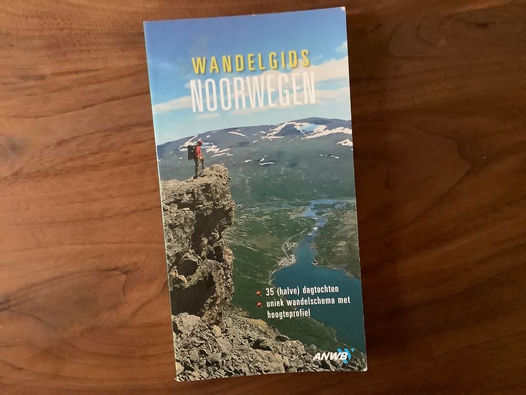 Noorwegen ANWB wandel reisgids 30routes kaarten, Ophalen of Verzenden, Europa, Reisgids of -boek, Overige merken