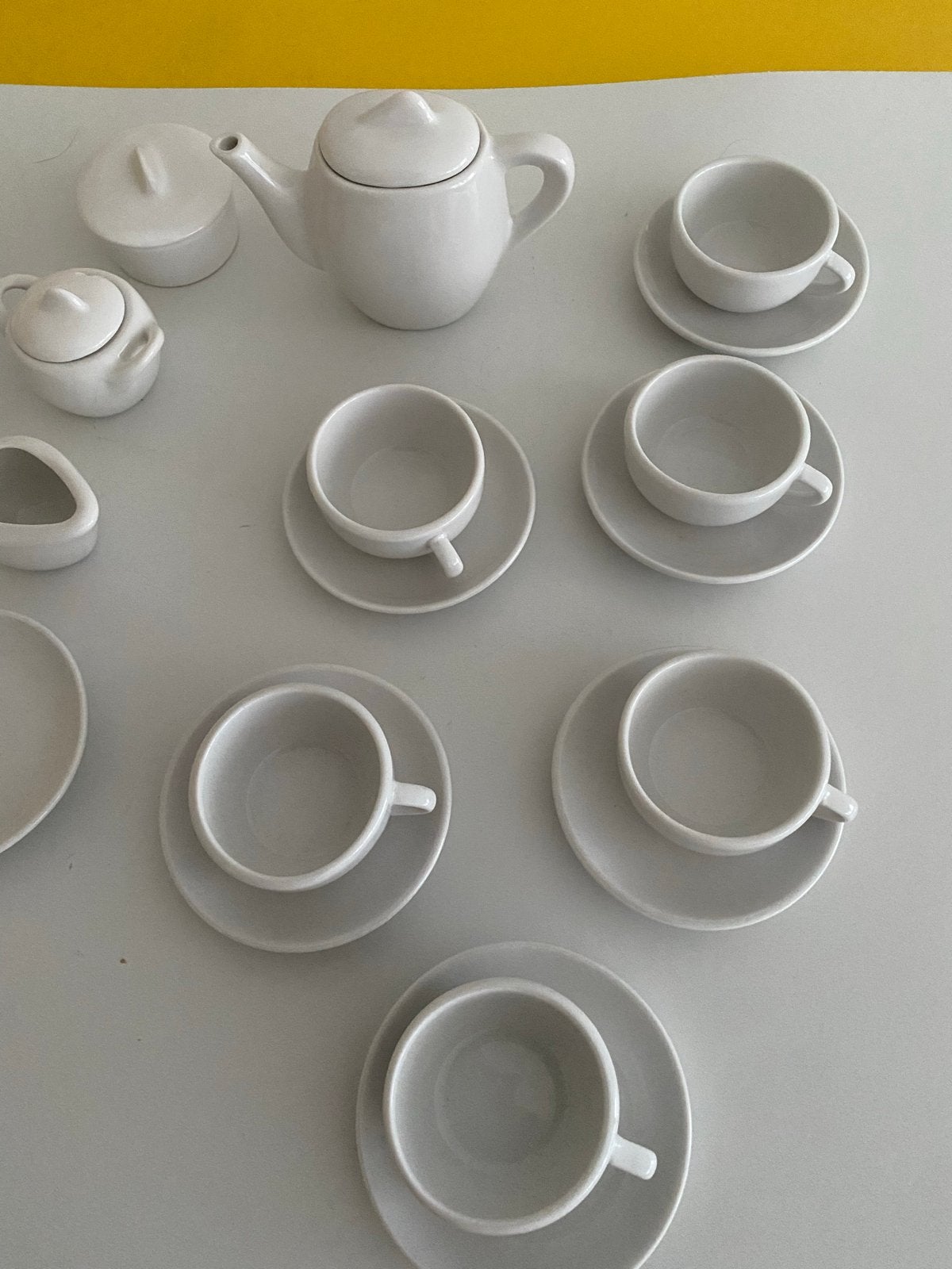 Wit Kinderserviesje - Thee- en Koffiesetje, Ophalen of Verzenden, Zo goed als nieuw, Jongen of Meisje